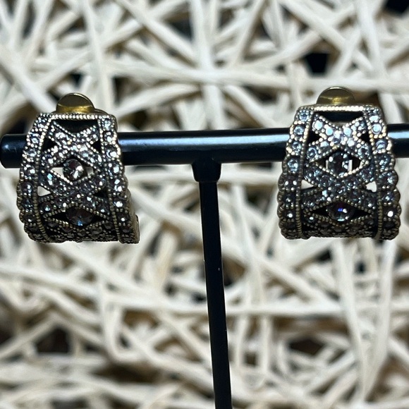 HEIDI DAUS • CRYSTAL • CLIP ON EARRINGS - Picture 3 of 8